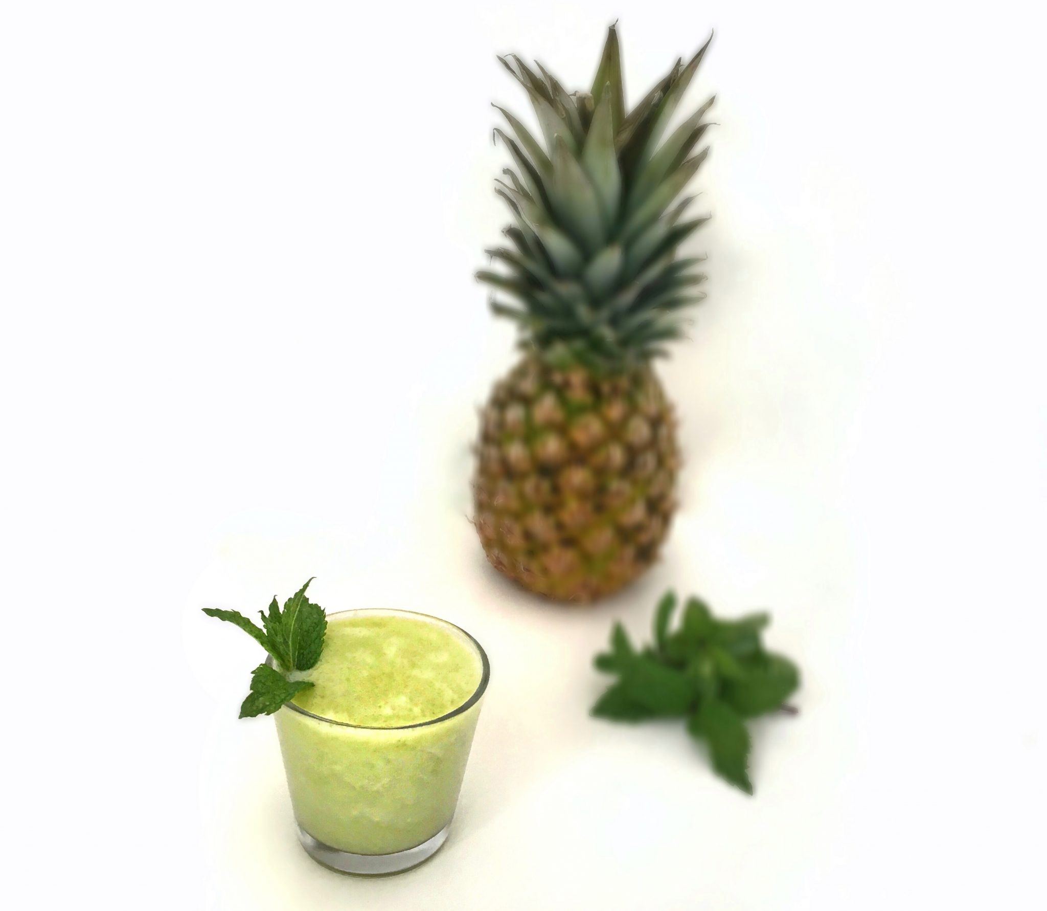 Pineapple Mint Digestive Refresher Smoothie Recipe