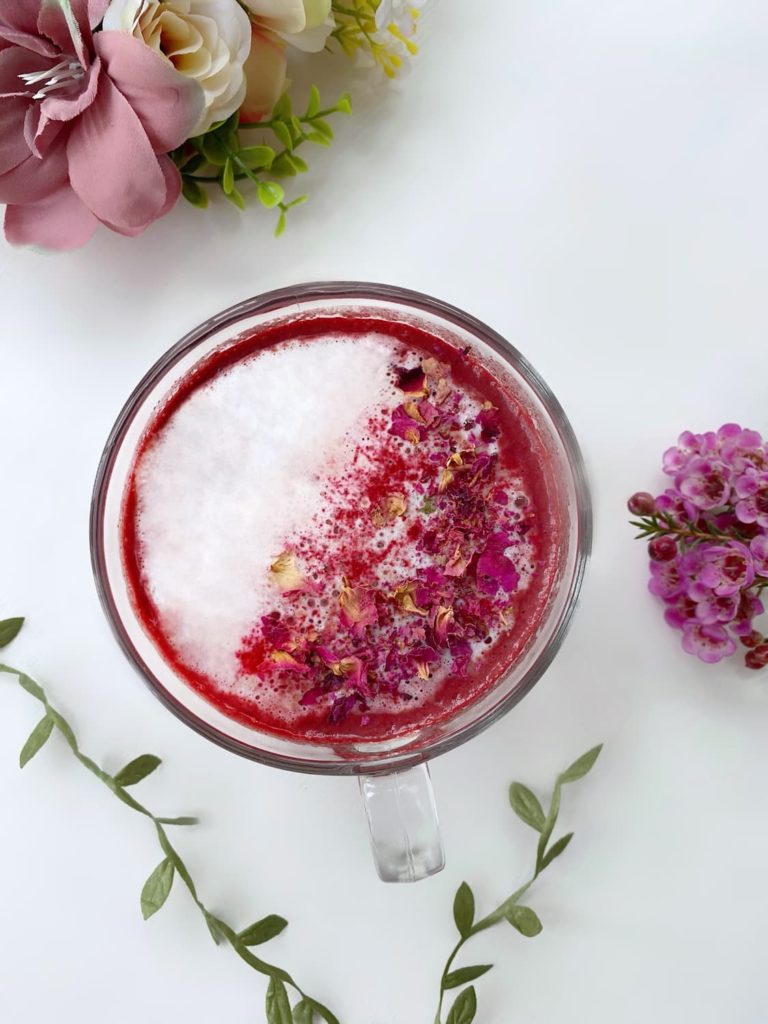 Plantbased Beetroot Coconut Latte Recipe