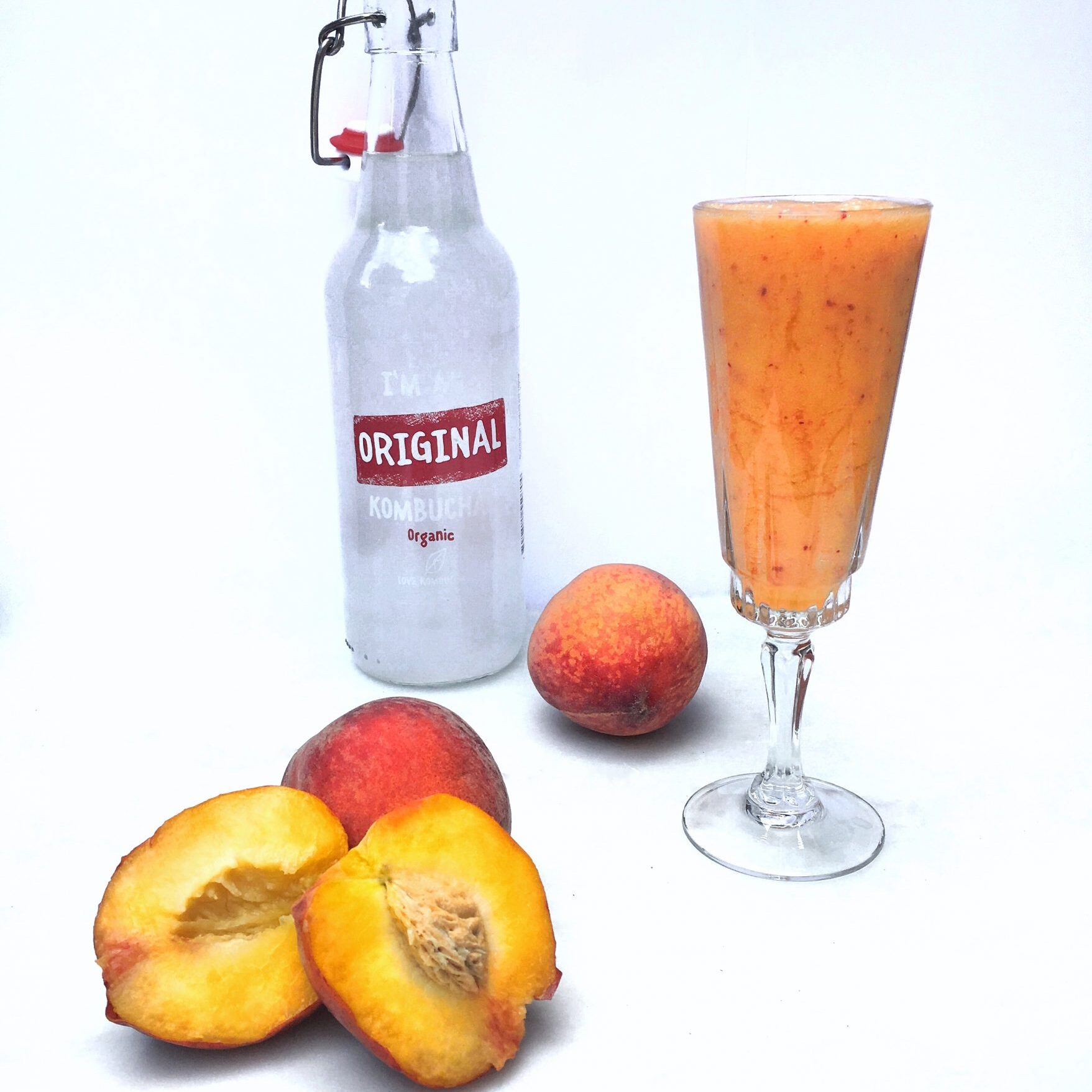 Alcohol free vegan peachy Bellini main
