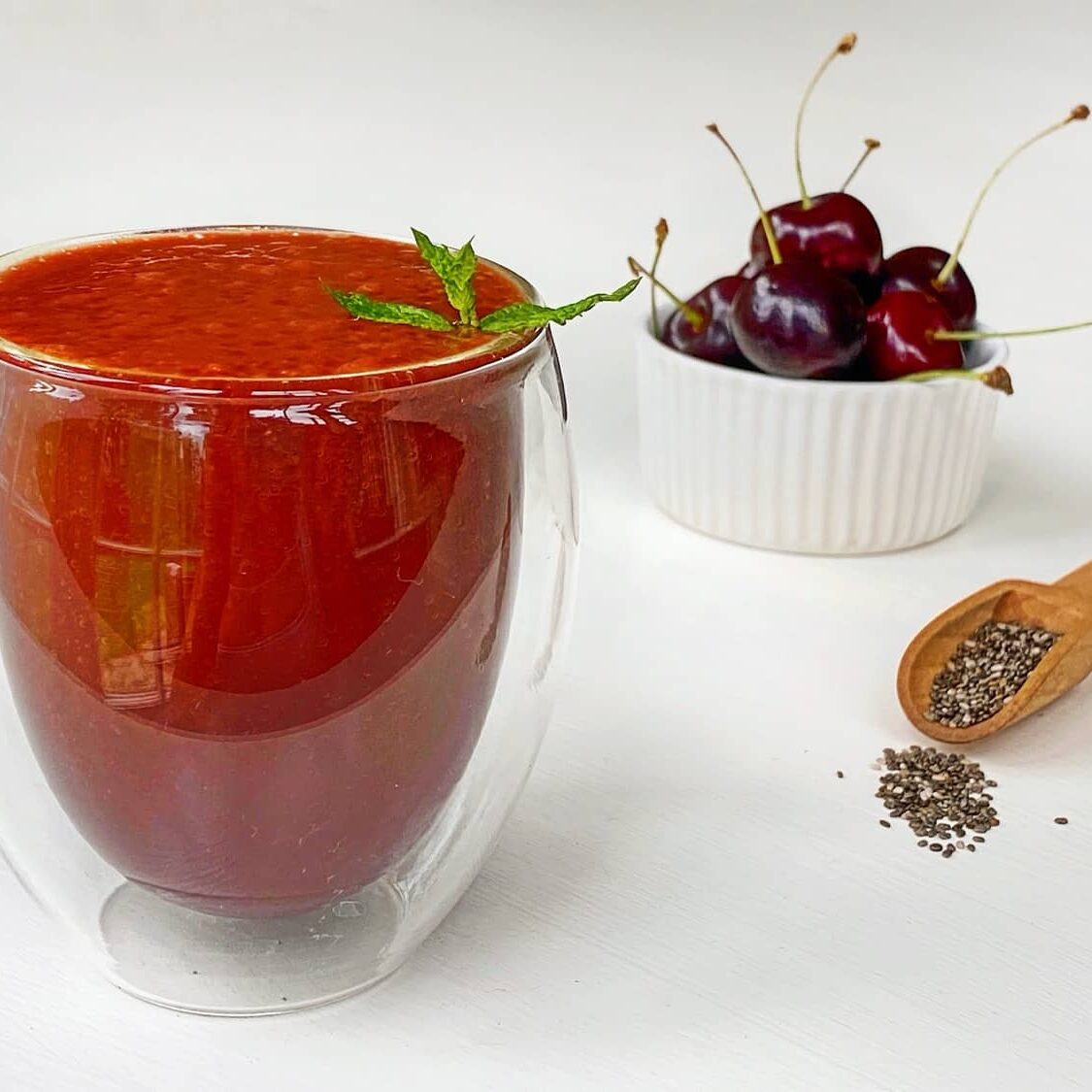 Chia Cherry Mint Smoothie Recipe