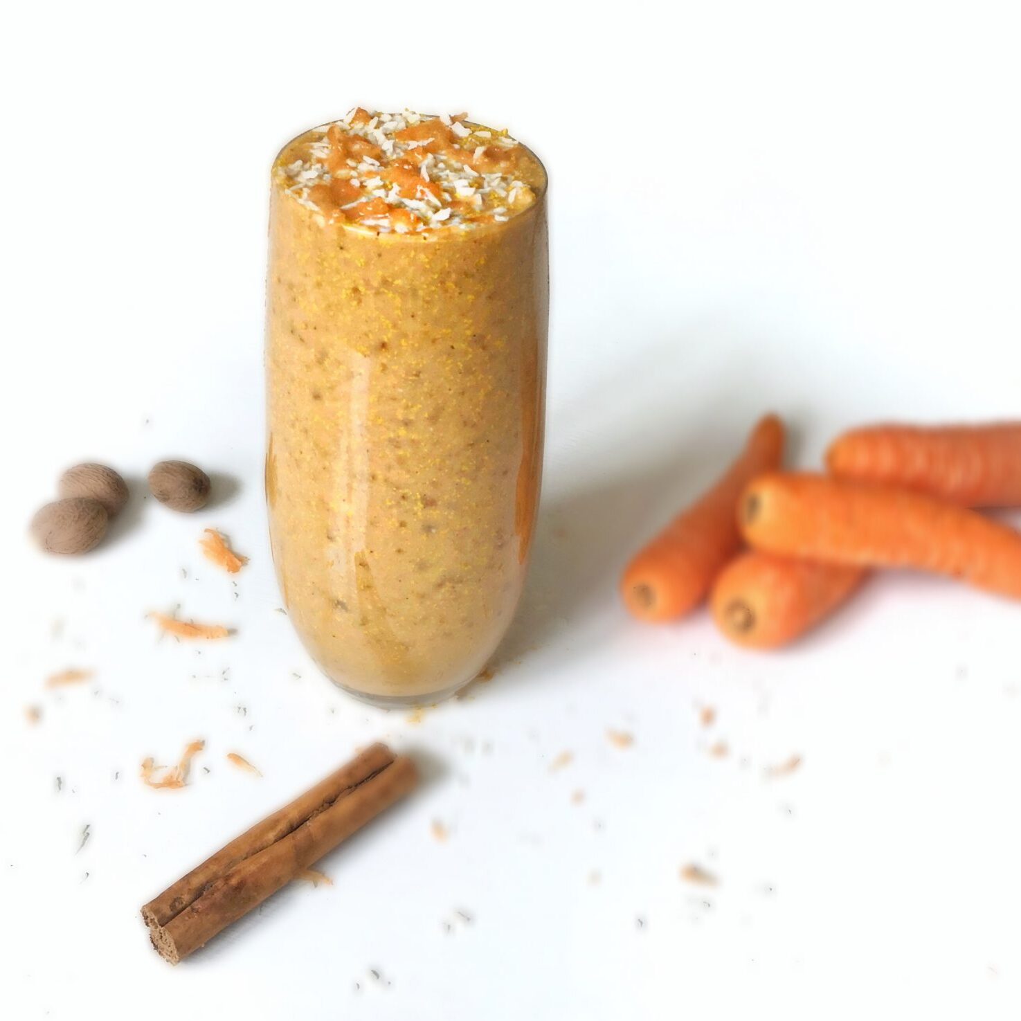 Crunchy Carrot Cake Smoothie Main pic